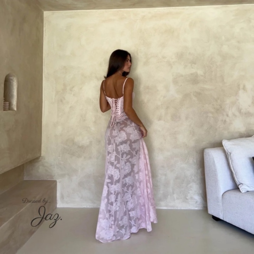 House of Cb 'Seren' Soft Pink Floral Lace‎ Back Maxi Dress NWOT size S A-C - Picture 4 of 13